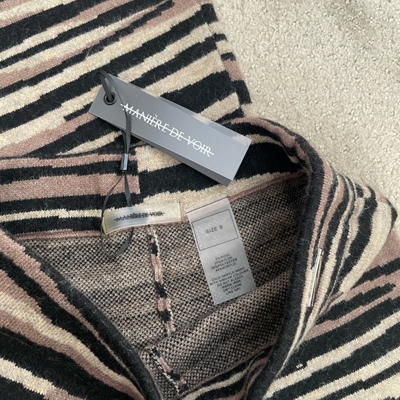 Maniere De Voir Zebra Print Flare Pants Set - Picture 4 of 7